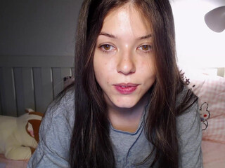 christine_horny natural beauty on the positive shows itself in all its glory