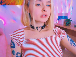 angels_of_lust showing charms