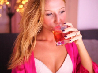 misskreazy Tanned slut