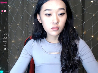 miaamurrrr hot lady caresses big tits