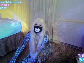 tricky_nymph beautiful woman in black clearly jerks off her vagina