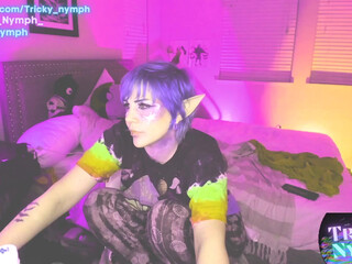 tricky_nymph appetizing babe lifts her legs