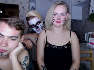 mad_temple busty bitch fucks her shaved pussy