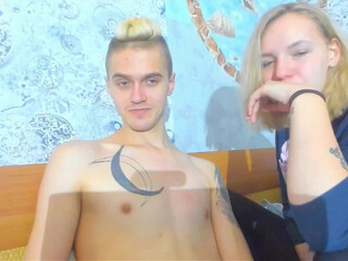 mad_temple cute blonde fucks herself with a phallus