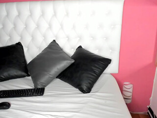 laurasophya gorgeous big tit blonde