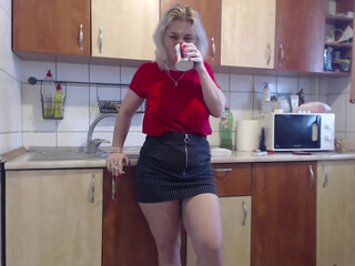 iuliana32 busty brunette - stripped with girlfriend in french