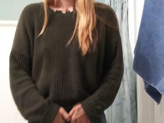 Gingerbreadpoundcake chic shows shaved holes