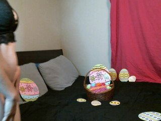 Gingerbreadpoundcake busty woman posing in panties