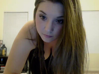 Taylor Made graceful dancing with girlfriend