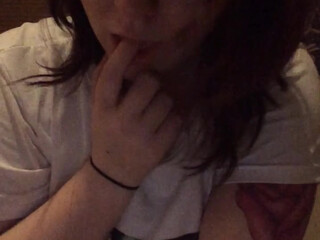 HayHay52 Black haired confused