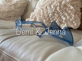 Demi Sutra Perfect bitch