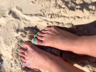 MistressAlana dirty bitch is engaged in oral sex