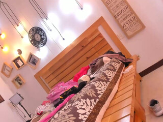 lunaycamila seductive babe fucks both holes