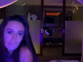 jia_lissa beauty is resting with pussy