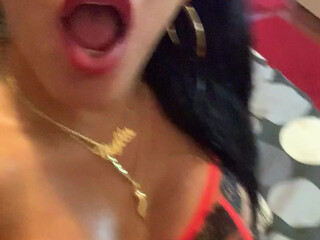 aylla gatina Onlyfans convulsing