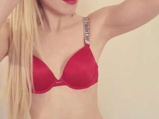 Scoopcake Onlyfans Slender beauty