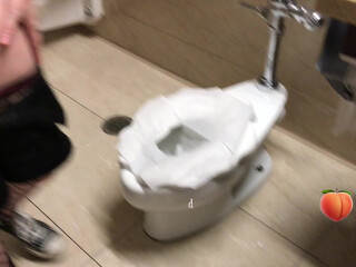 Delilah_Cass sweet ass and broken cap