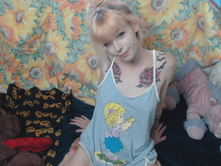 DamnedestCreature manyvids full length striptease