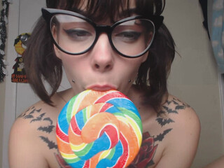 DamnedestCreature manyvids charming skin sucks penis