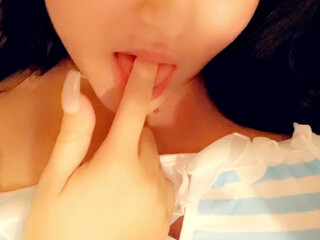 Victoryaxo  yelling from violent orgasm