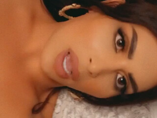 Shiraz Karam  Gorgeous chick