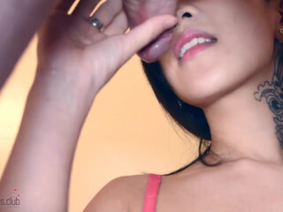 Aiko_Moe sexy ladies teasing shaved pussies