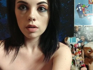 Kryska_Love front seat thinks