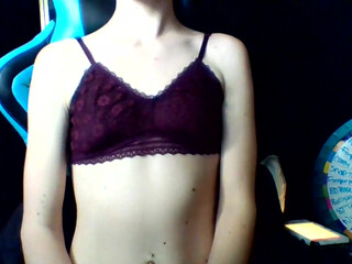 Kryska_Love mature aunt with big tits fucks pussy