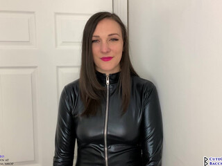 Clara_Dee pretty woman and her breasts