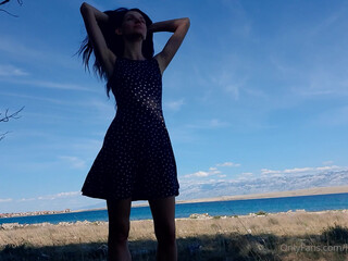 Lina Arian Joy Onlyfans exquisite bitch pulls pussy