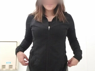 Lil Aphrodite Onlyfans sweet babe masturbates on the bed