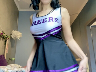 Kira Queen Onlyfans Amazing brunette