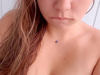 Julia Red Onlyfans Crazy confused