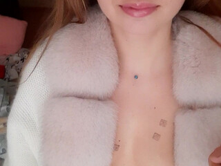 Julia Red Onlyfans ardent devil masturbates cunt