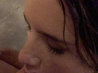 Chloe Lamb Onlyfans yelling from violent orgasm