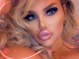 Candy Charms Onlyfans Mischievous slut
