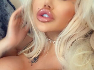 Candy Charms Onlyfans excellent skin sucking rubber penis