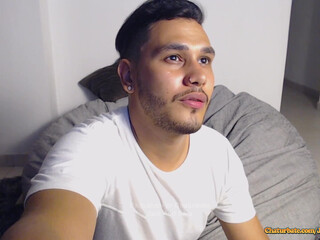 jackjackandsara pretty hottie fucks herself