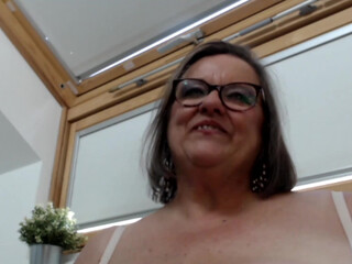 heathersecrets cheeky busty bitch