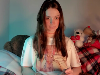 kawaimay cute brunette sucking dick