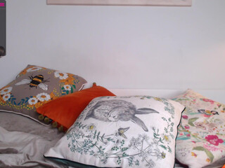 eve_evans spectacled slut fucked by sex toys