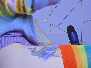 vero_kek vulgar thing stretches vaginal hole