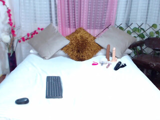 naomi_brooke Naughty kurva