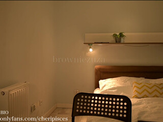 browniezuza exquisite mare fucks in rider pose