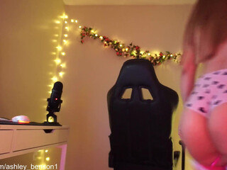 ashley_benson1 gorgeous bitches lick wet pussies