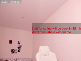 skylar_jewelss teasing his gap with her middle finger