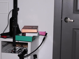 oftenelle pretty lady gently masturbates cunt