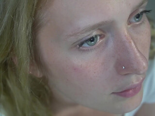 laylas_universe elite woman pulls a cap