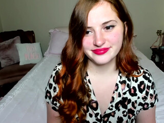 allysonbettie Red-haired courtesan