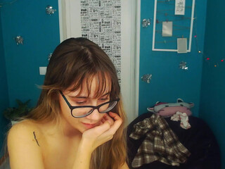 agnes_sindi cute blonde erotically posing in stockings